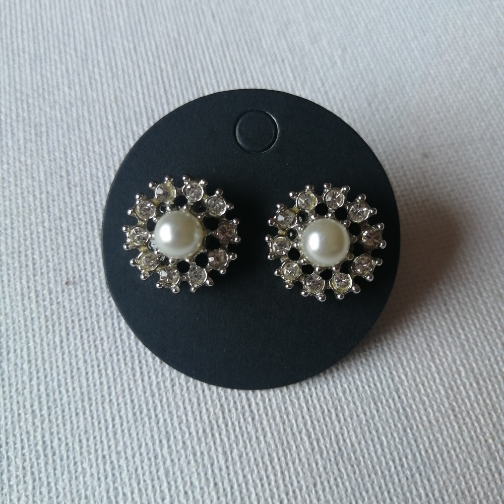 Vintage 3D Faux Pearl Clear Rhinestone Cluster Snowflak Silver Earrings